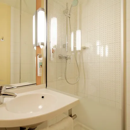 イビス パリ ポルテ デ イタリー ホテル