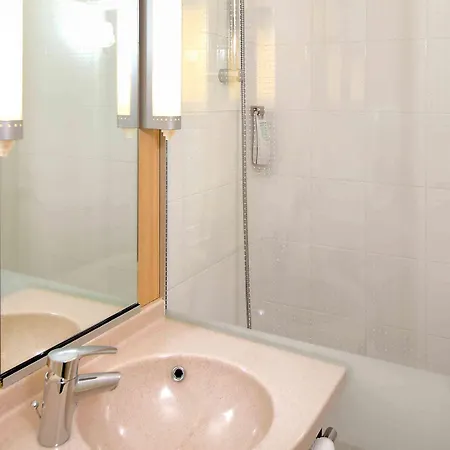 イビス パリ ポルテ デ イタリー ジャンティイ