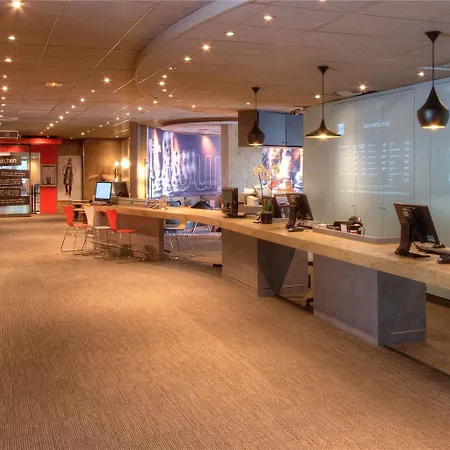 Ibis Paris Porte D'italie Hotel 3*