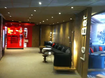 イビス パリ ポルテ デ イタリー ホテル ジャンティイ